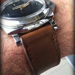 panerai 372 sur bracelet montre cuir canotage modèle hunter