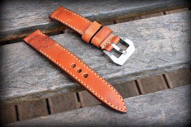 strap ammo suisse clair avec inscription